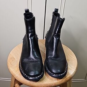 Sam Edelman Dover Women’s Black  Leather Studded Ankle Boots Size 6.5